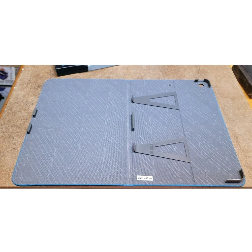 Thule Gauntlet Folio iPad Air Case Blue Slim Protective Stand TGIE-2138 NEW